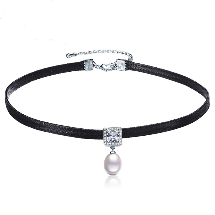 仙蒂瑞拉珠宝/SANDYRILLA  时尚甜美短款 9-9.5mm皮绳珍珠项链吊坠韩国明星同款